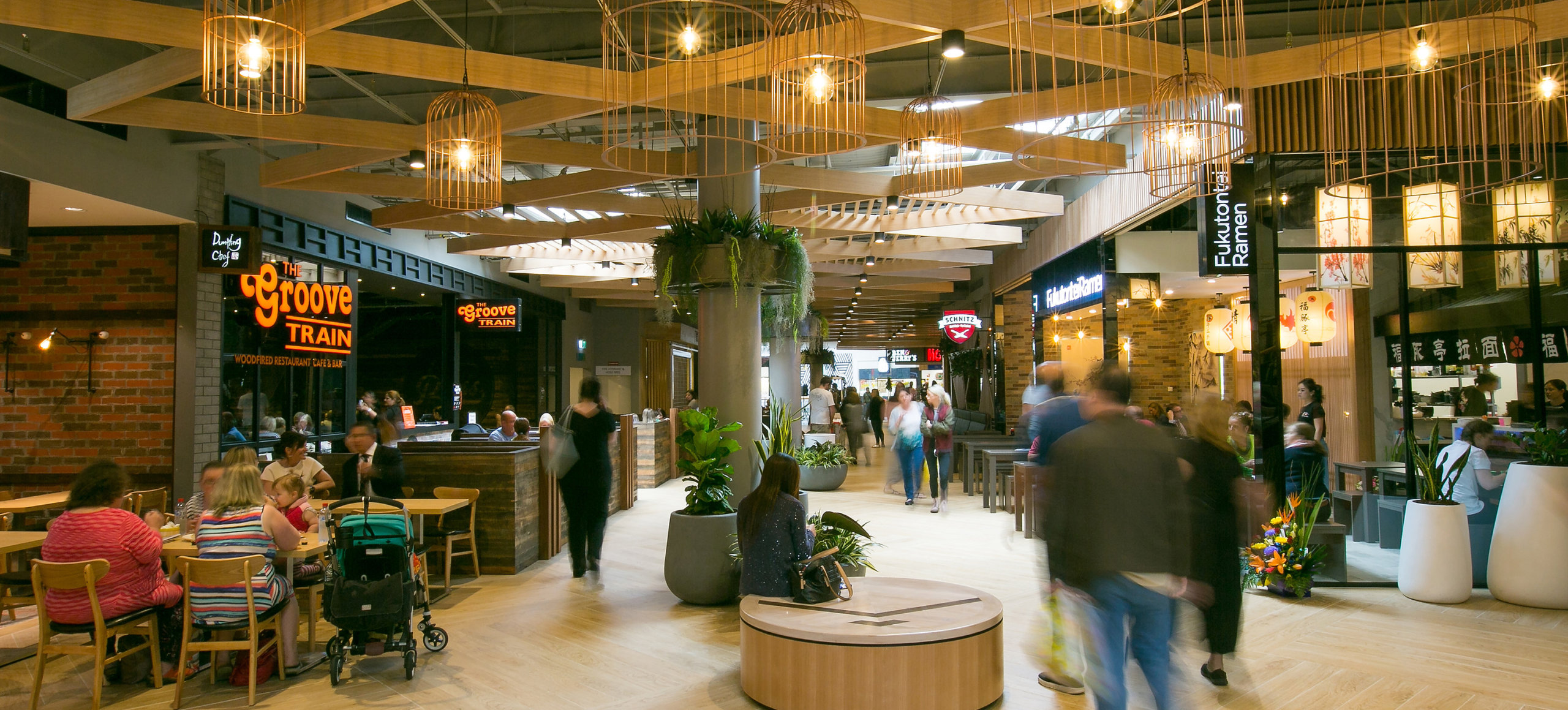 Greensborough Plaza Dining Precinct i2C Architects