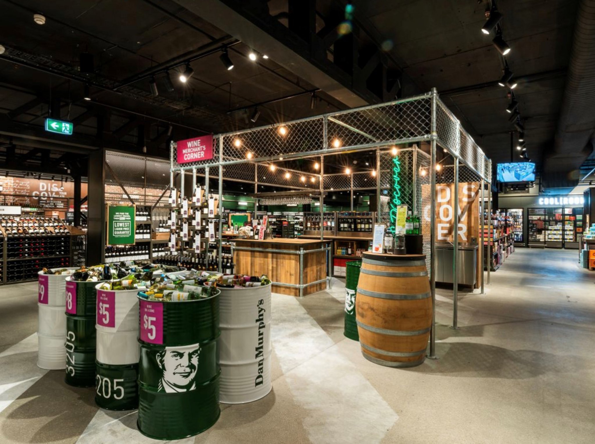 Dan Murphy's South Melbourne - i2C Architects